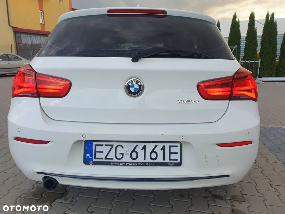 BMW Seria 1 118d Edition M Sport Shadow - 16