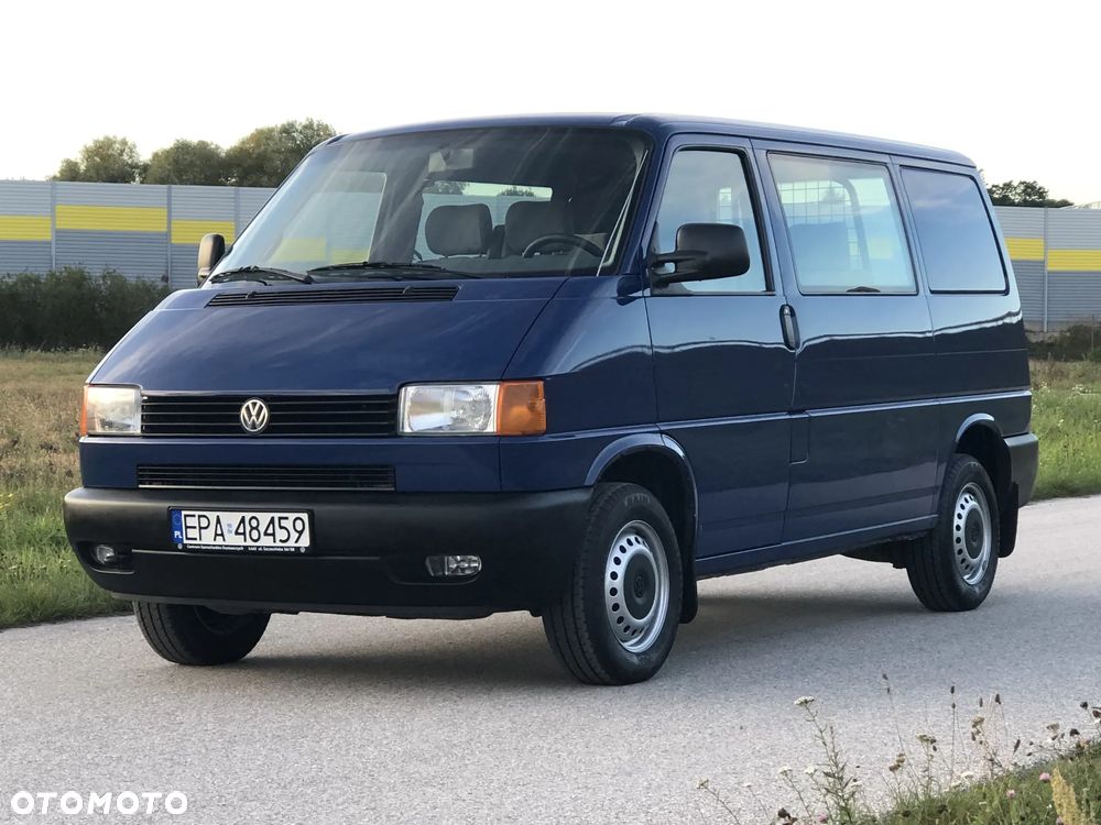 Volkswagen Transporter - 1
