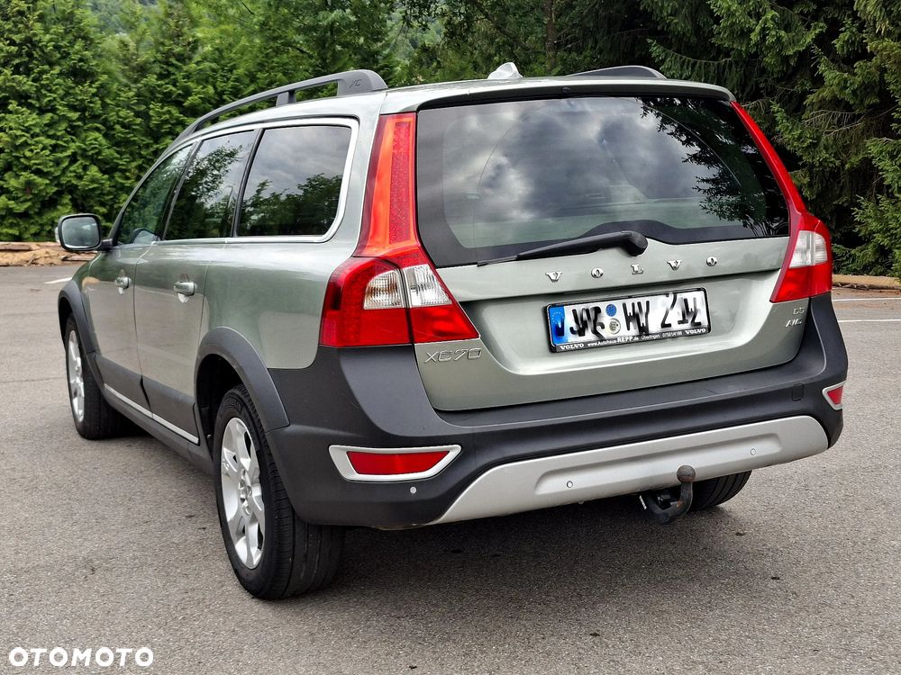 Volvo XC 70 D5 AWD Summum - 6
