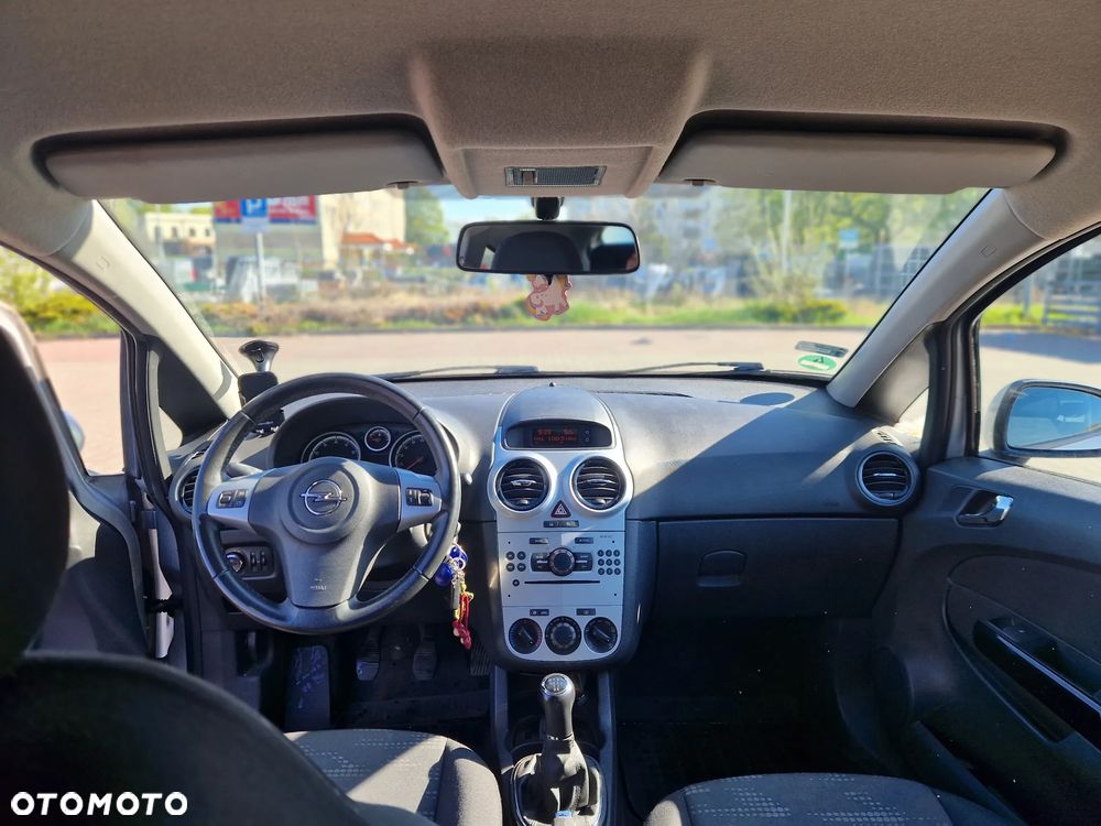 Opel Corsa - 9