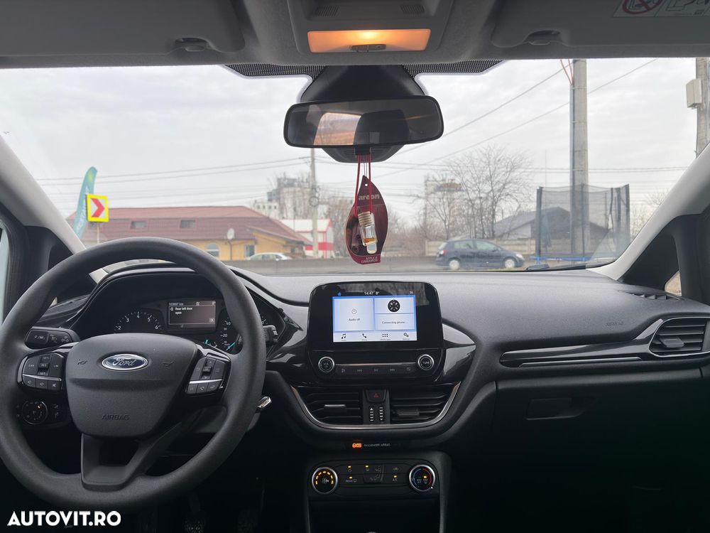 Ford Fiesta - 8