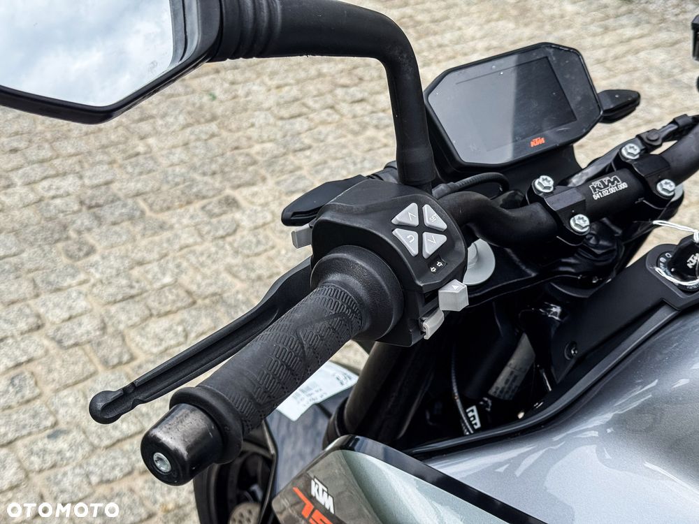 KTM Duke 790 - 9