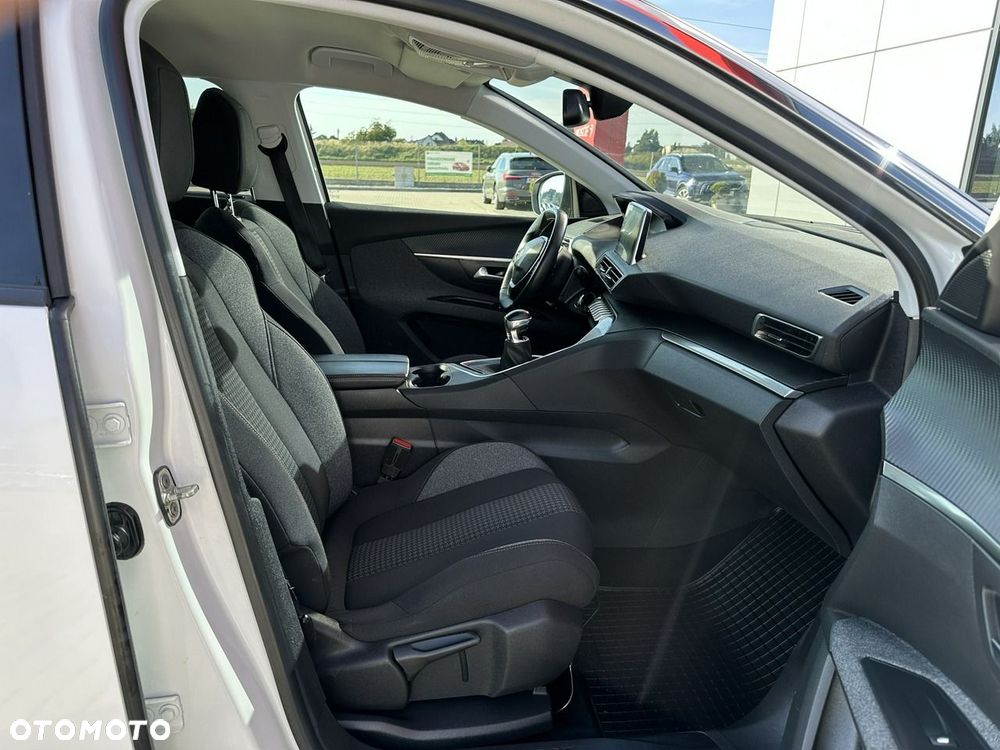 Peugeot 5008 - 15
