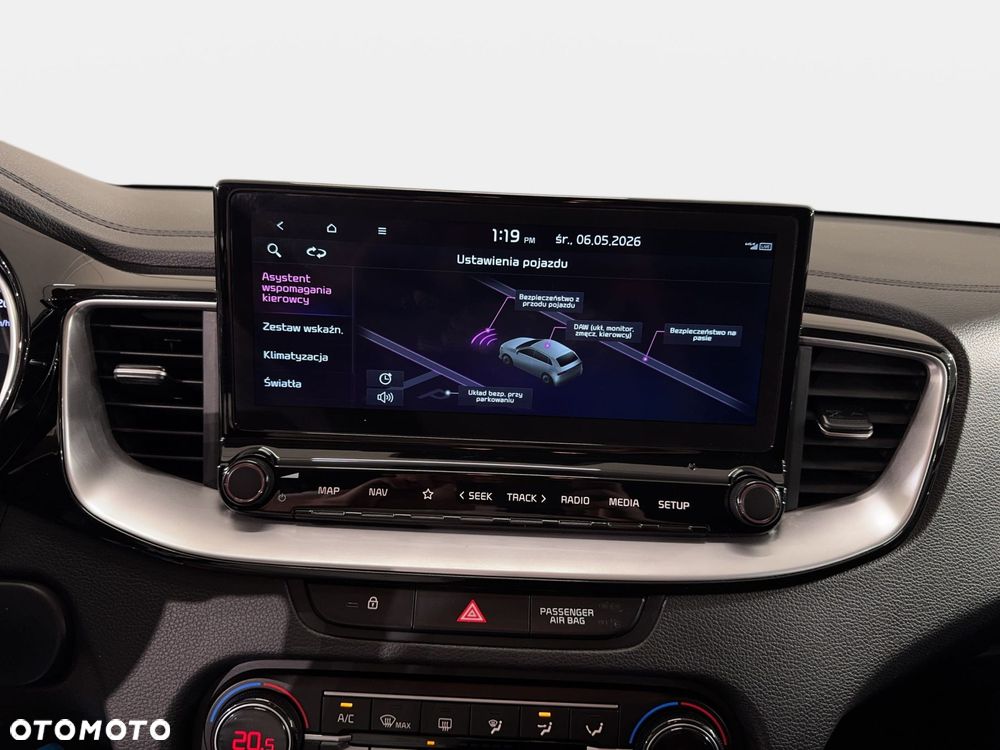 Kia XCeed - 18