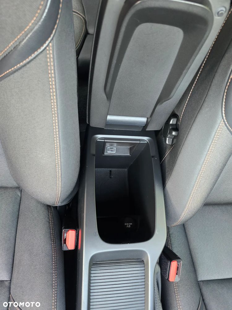 Volvo V40 Cross Country D3 Geartronic Plus - 33