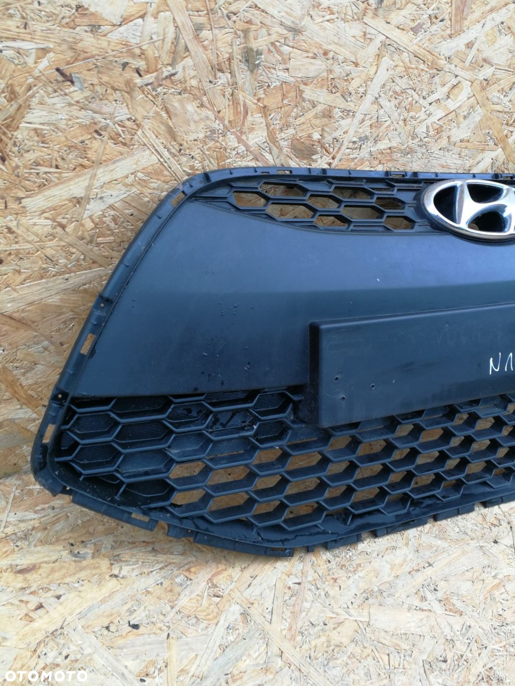 HYUNDAI IX20 LIFT 15- ATRAPA KRATKA GRILL ZDERZAKA PRZEDNIEGO 86351-1K500 - 3