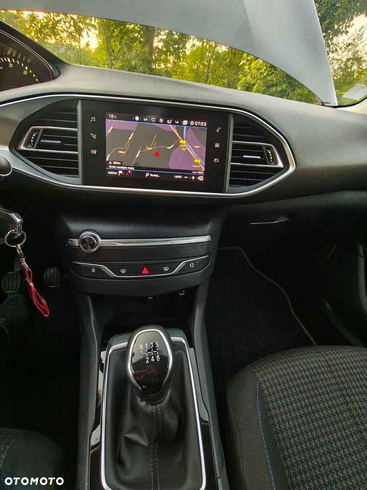 Peugeot 308 BlueHDi FAP 100 Stop & Start Access - 17