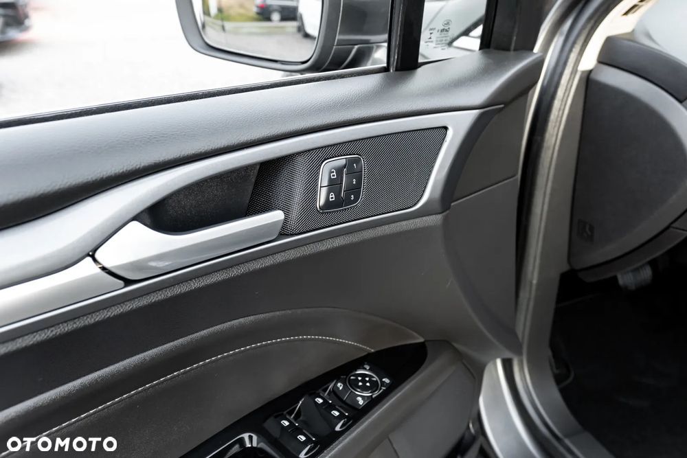 Ford Mondeo 2.0 EcoBoost STart-Stopp Autom Vignale - 18