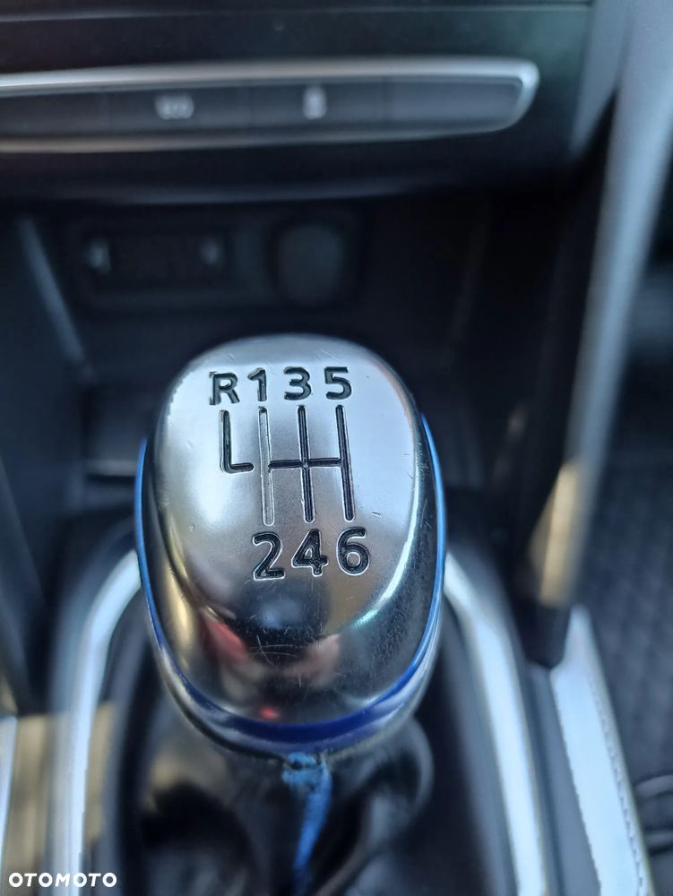 Renault Megane ENERGY dCi 130 GT LINE - 31