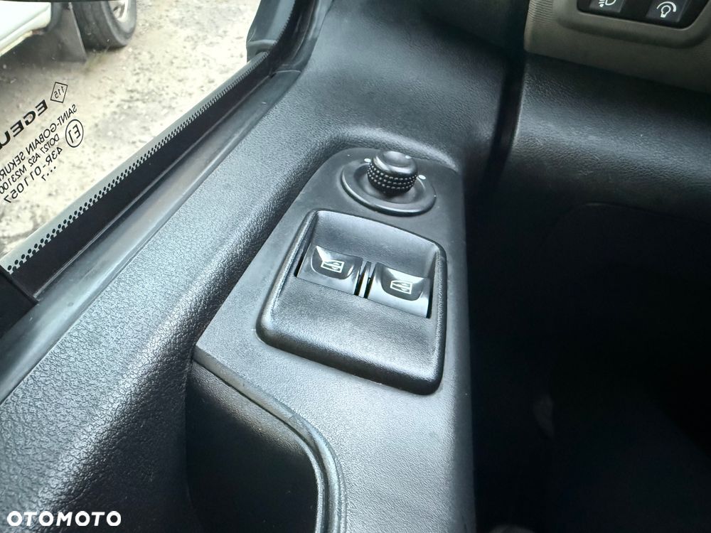 Renault Trafic - 6