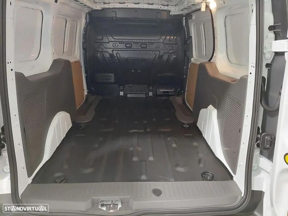 Ford Transit Connect - 21