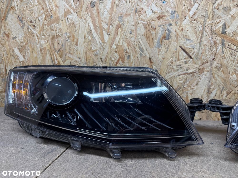 LAMPY LEWA PRAWA KOMPLET SKODA OCTAVIA III XENON LED 5E1941015B 5E1941016B - 21