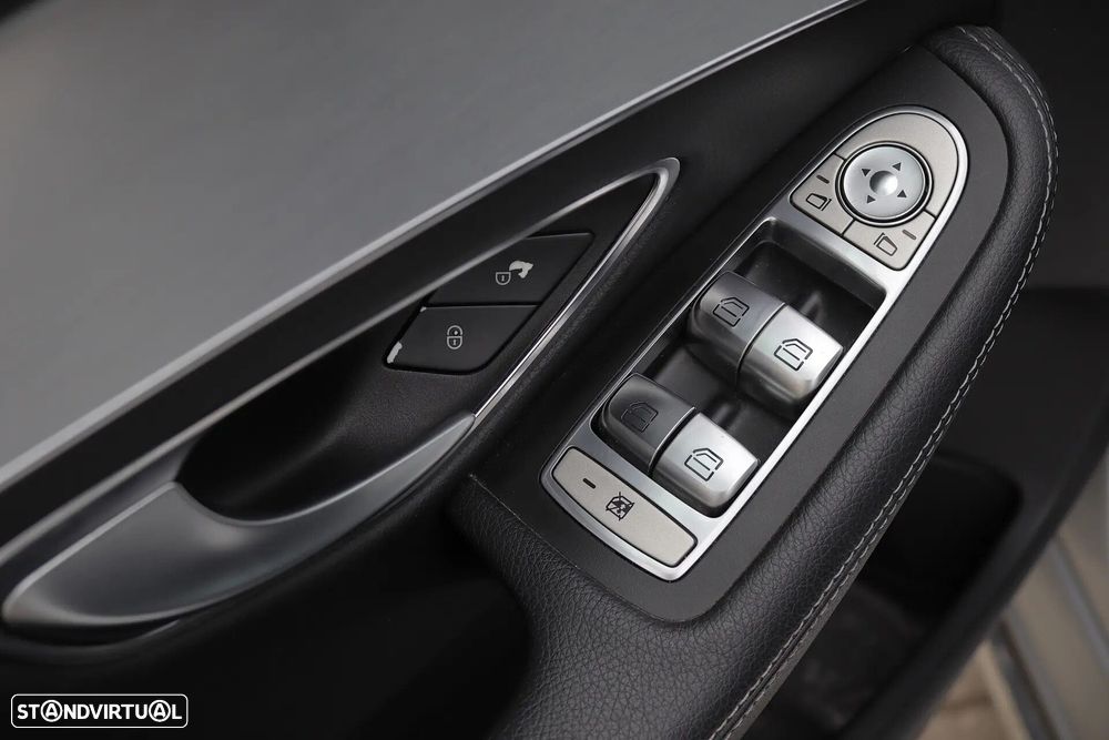 Mercedes-Benz C 350 e - 26