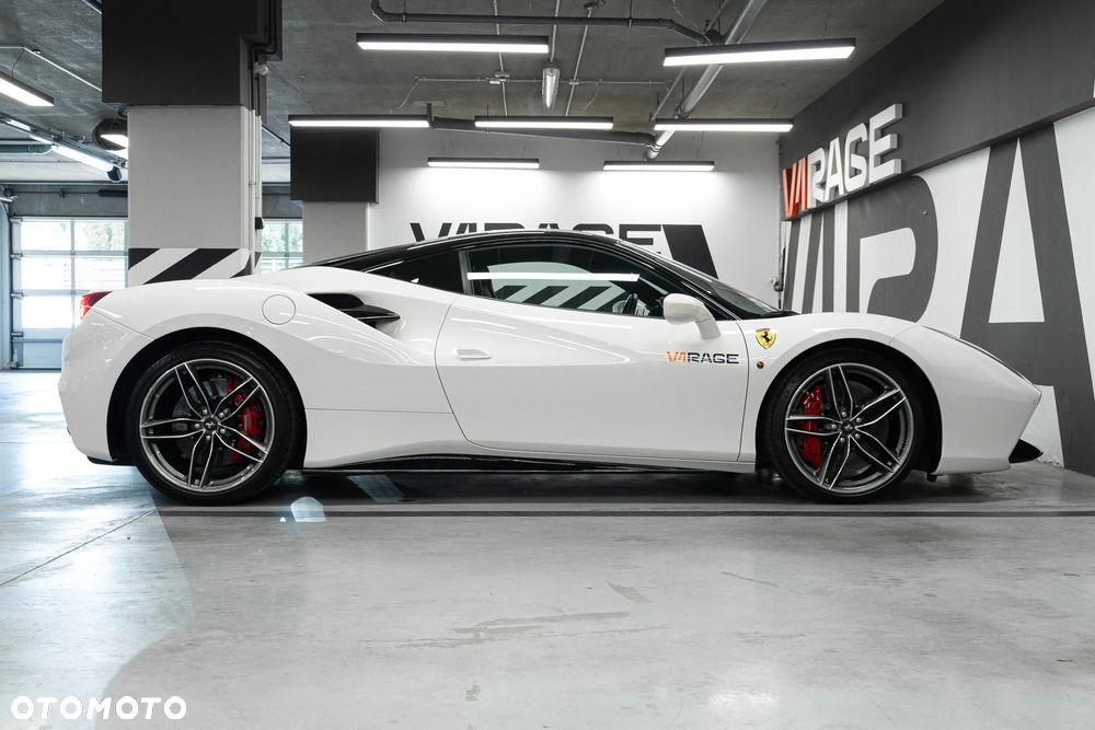 Ferrari 488 - 17