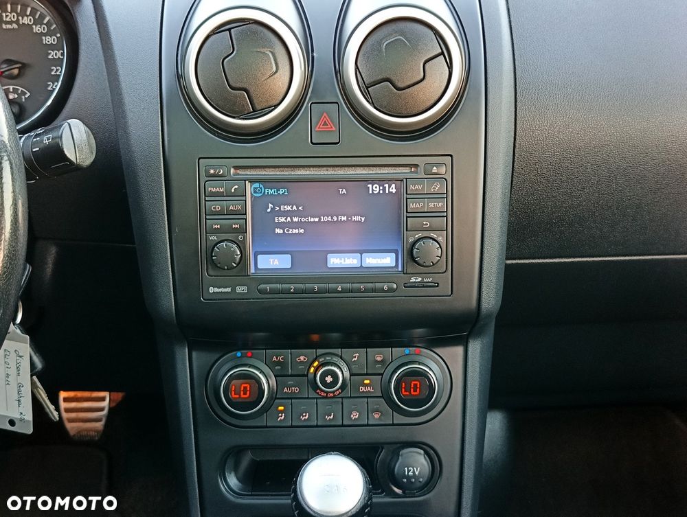 Nissan Qashqai 2.0 4x4 Tekna Premium - 9