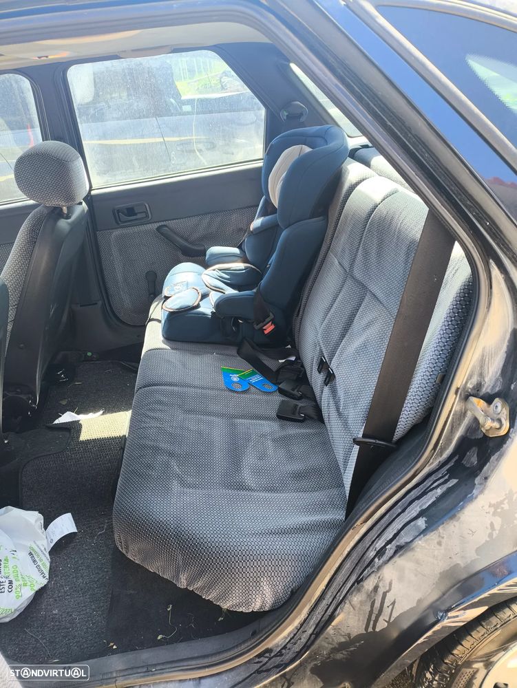 Ford Escort 1.3 CL - 9