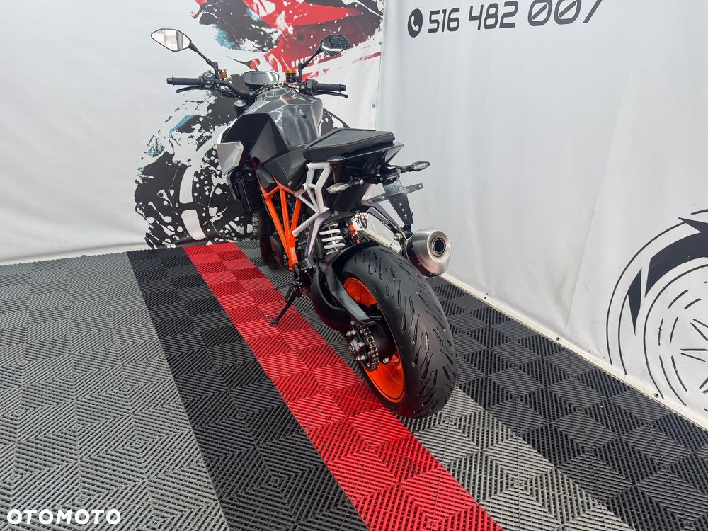 KTM Super Duke - 5