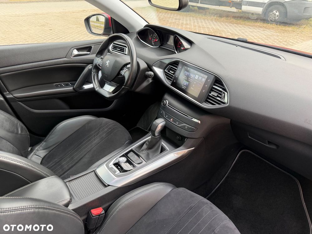 Peugeot 308 BlueHDi FAP 150 EAT6 Stop & Start Allure - 16