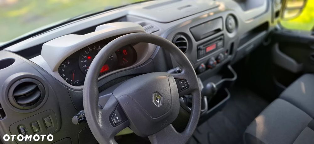 Renault Master - 24