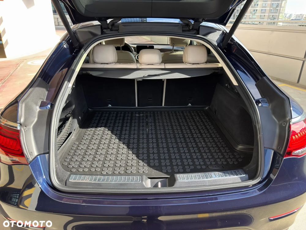 Mercedes-Benz GLC - 15