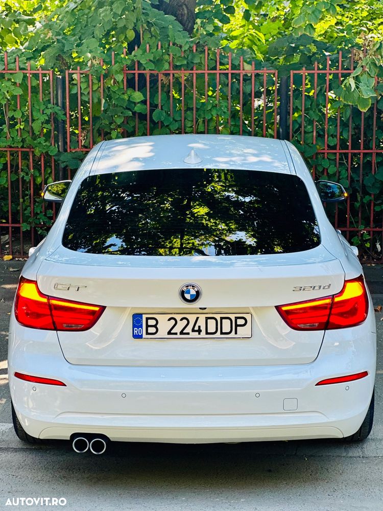 BMW Seria 3 320d Aut. Advantage - 2