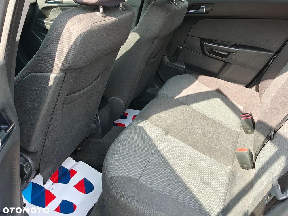 Opel Astra 1.6 Innovation - 11