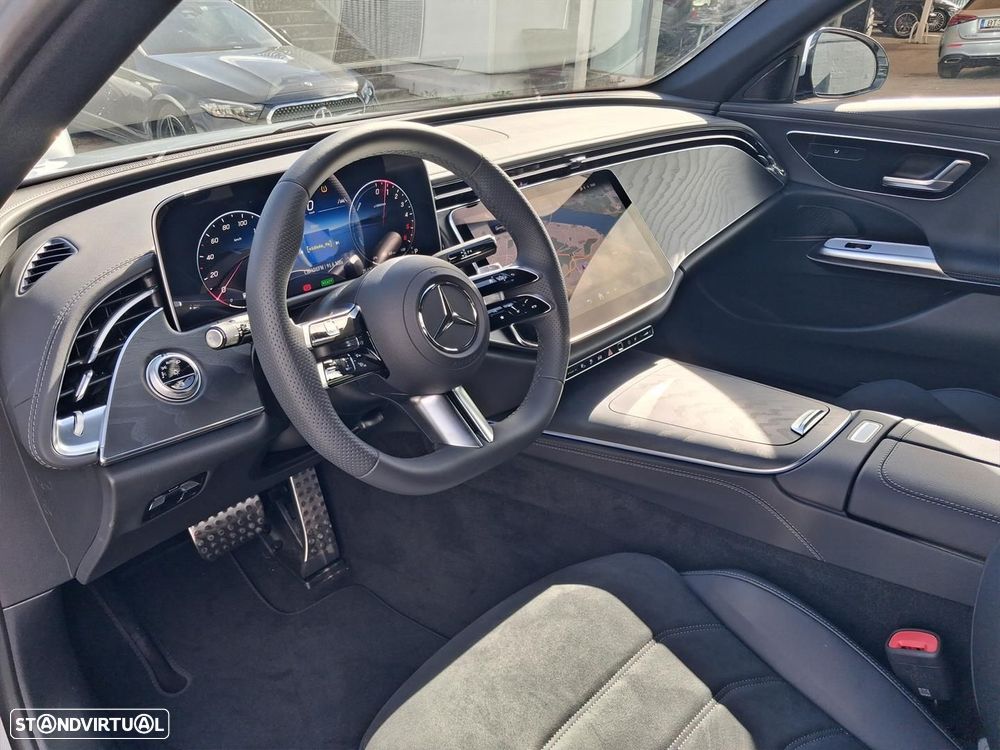 Mercedes-Benz E 300 - 11