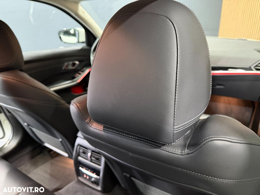 BMW Seria 3 330e AT PHEV - 28