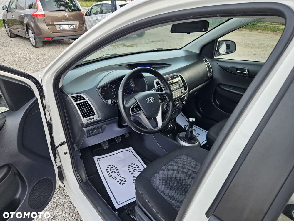 Hyundai i20 1.25 Comfort - 15