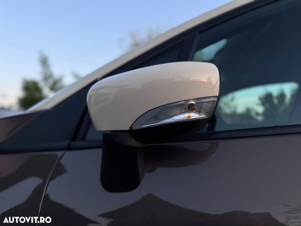 Renault Captur TCe Energy Xmod - 36