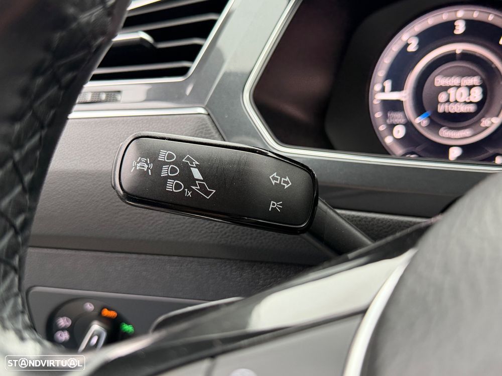 VW Tiguan Allspace 2.0 TDI Highline DSG - 52