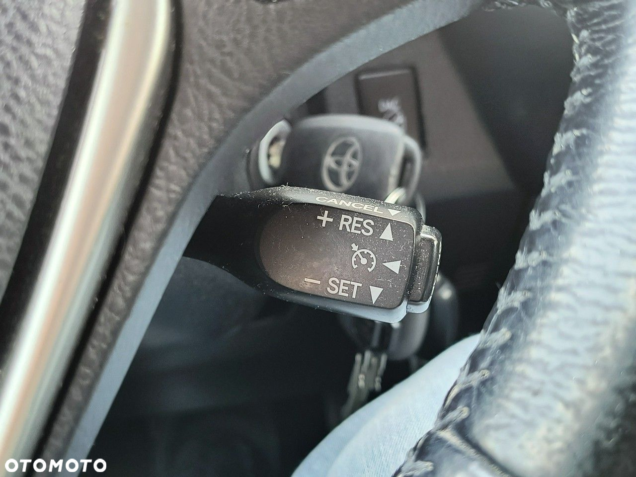Toyota RAV4 - 25
