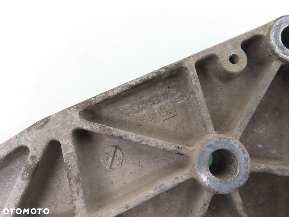 ŁAPA SKRZYNI OPEL ASTRA III H 1.6 - Z 16 XEP 13174501 - 3