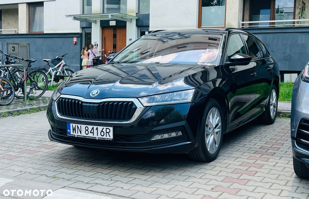 Skoda Octavia 2.0 TDI Ambition DSG - 2