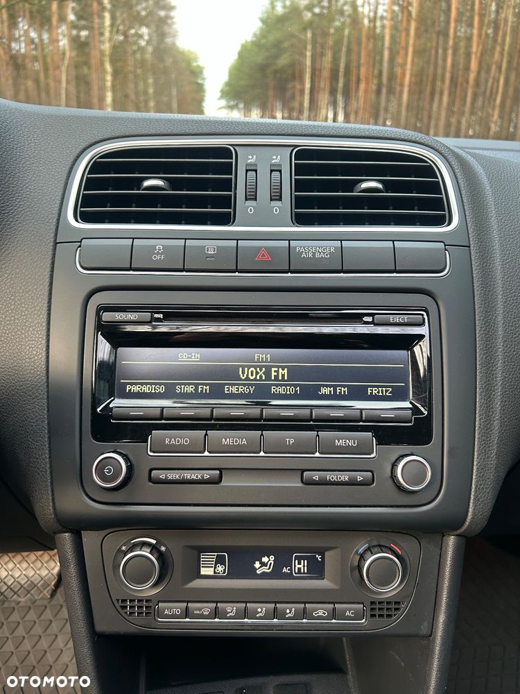 Volkswagen Polo 1.6 TDI DSG Highline - 12