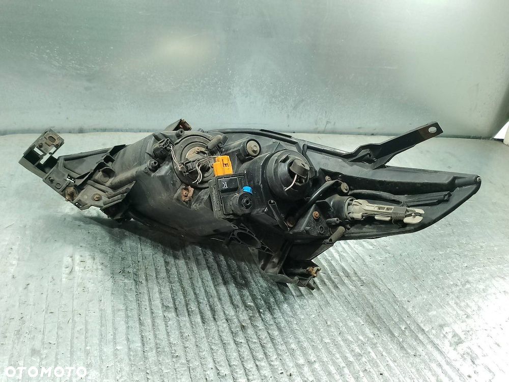 LAMPA PRZÓD PRAWA MAZDA 5 ( 05-10 ) P5115R  P4998 - 8