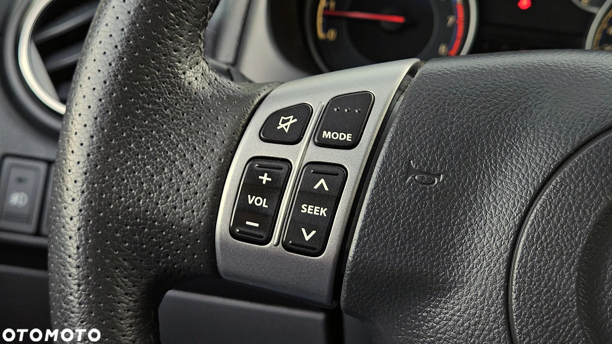 Suzuki SX4 1.6 Premium 4WD - 36