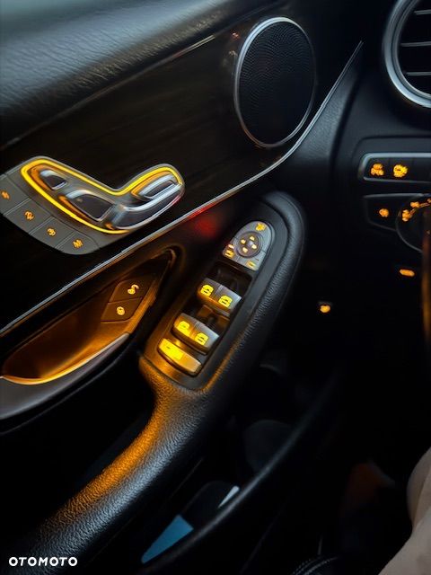 Mercedes-Benz GLC - 28