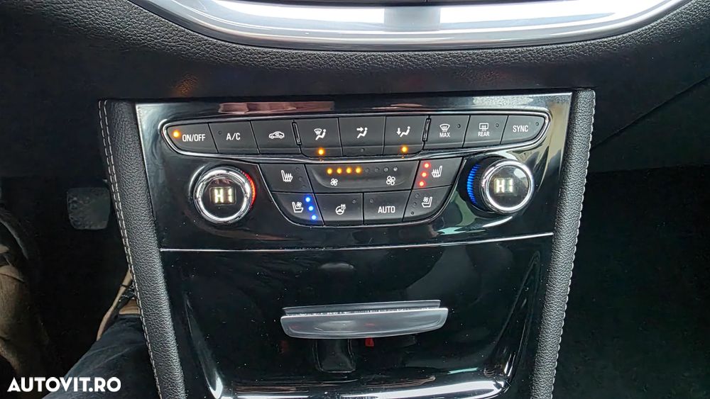 Opel Astra 1.6 BiTurbo D (CDTI) Start/Stop Innovation - 17