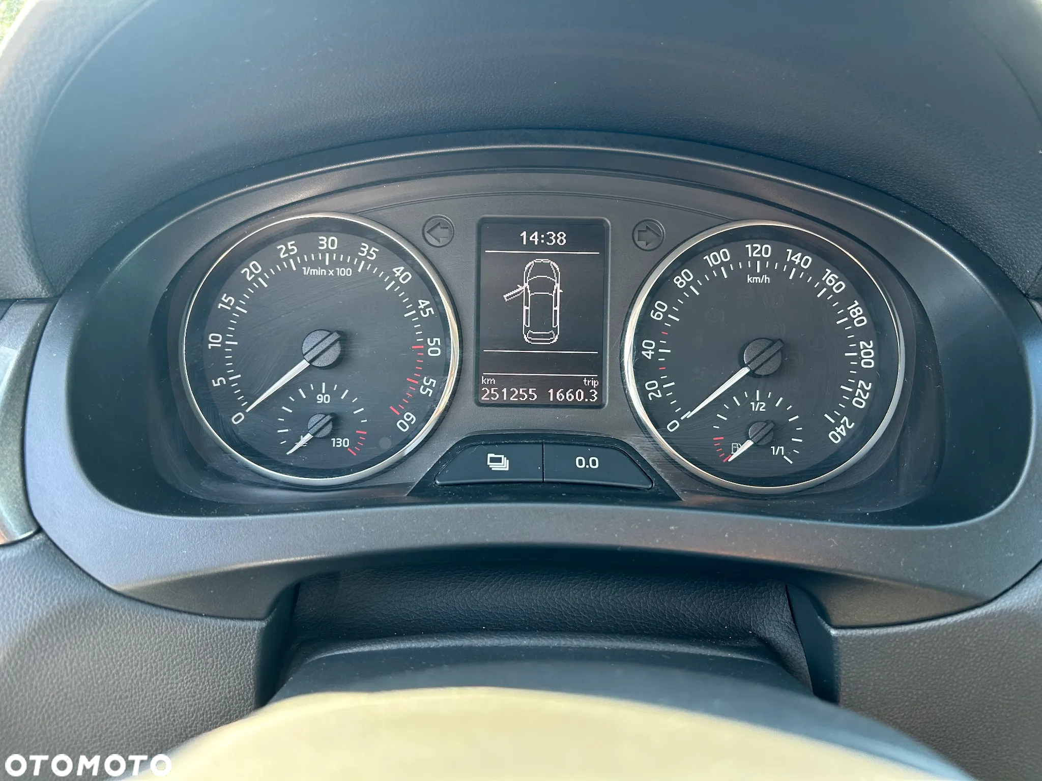 Skoda RAPID 1.6 TDI DPF Ambition - 13