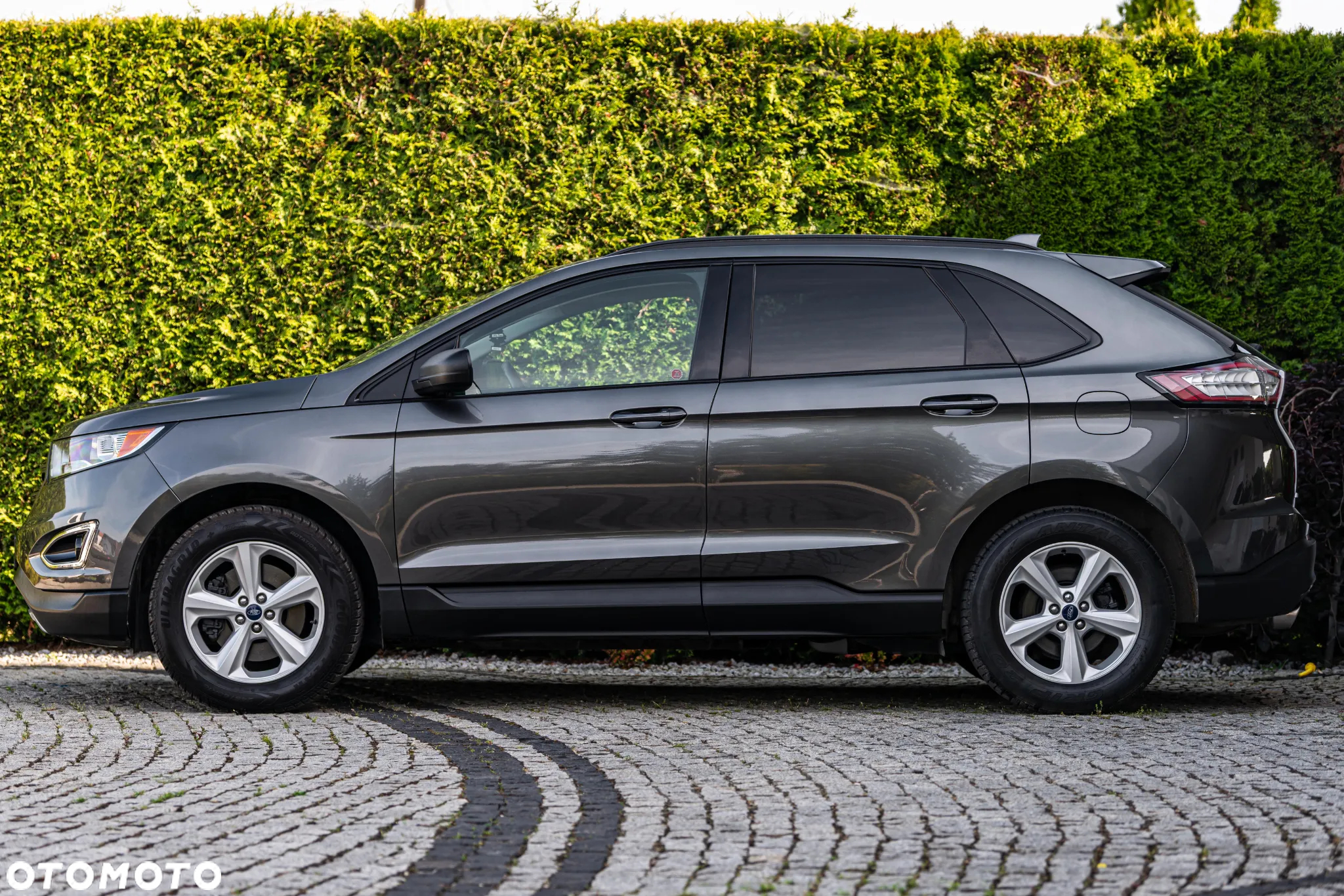 Ford Edge - 15