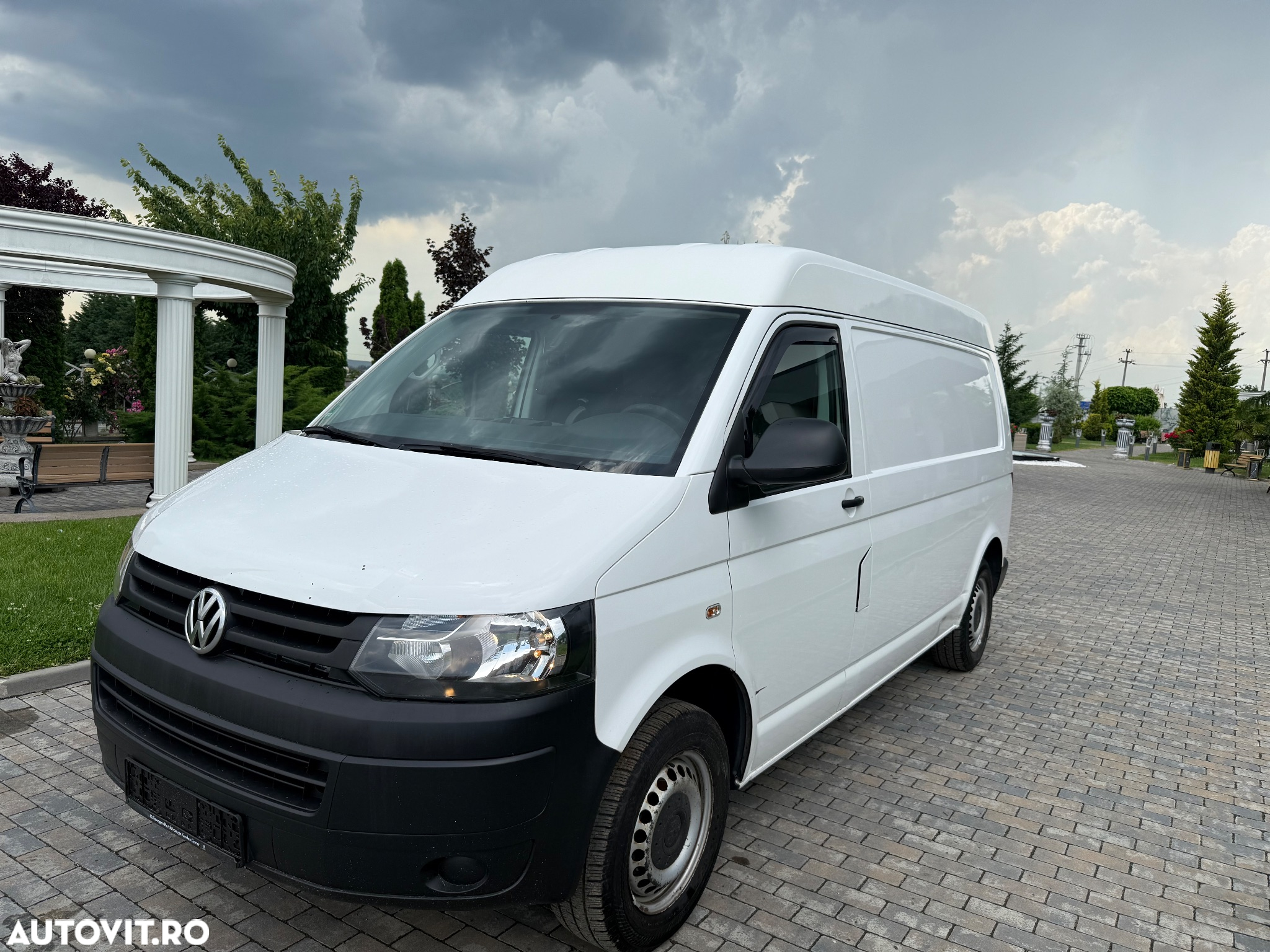 Volkswagen Transporter - 3