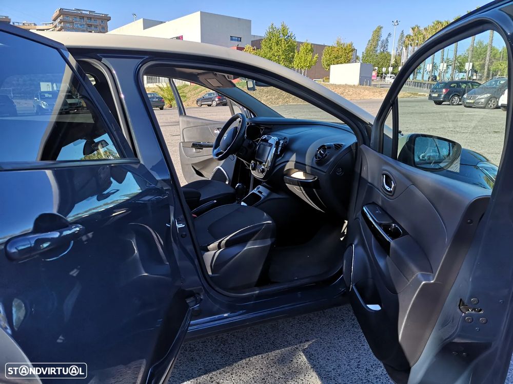 Renault Captur 1.5 dCi EDC - 4