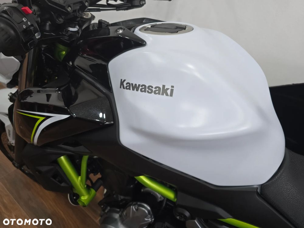 Kawasaki Z 650 - 19