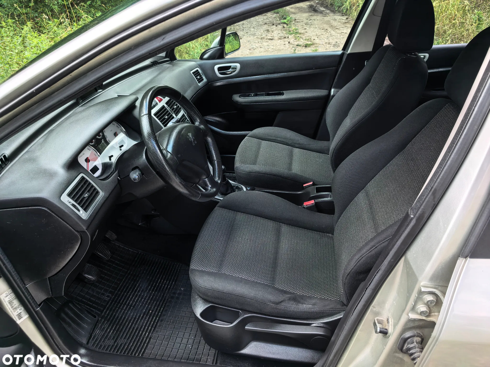 Peugeot 307 1.6 Oxygene - 25
