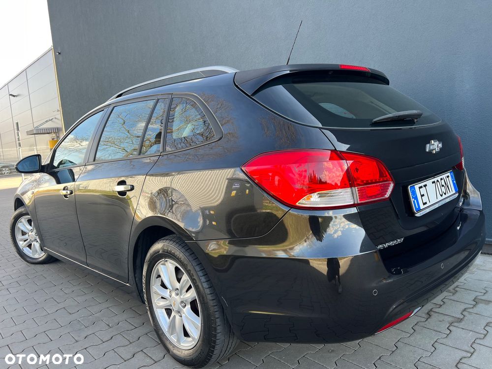 Chevrolet Cruze 1.7 D LT+ Premium - 3