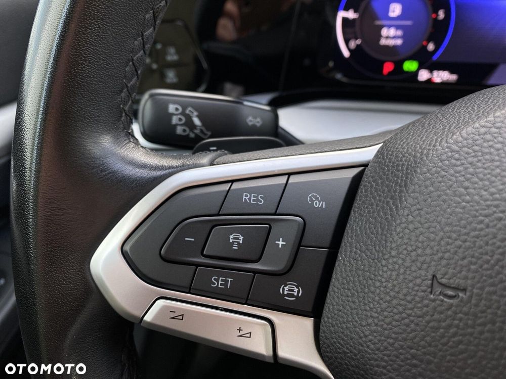 Volkswagen Golf VIII 2.0 TDI Life DSG - 15