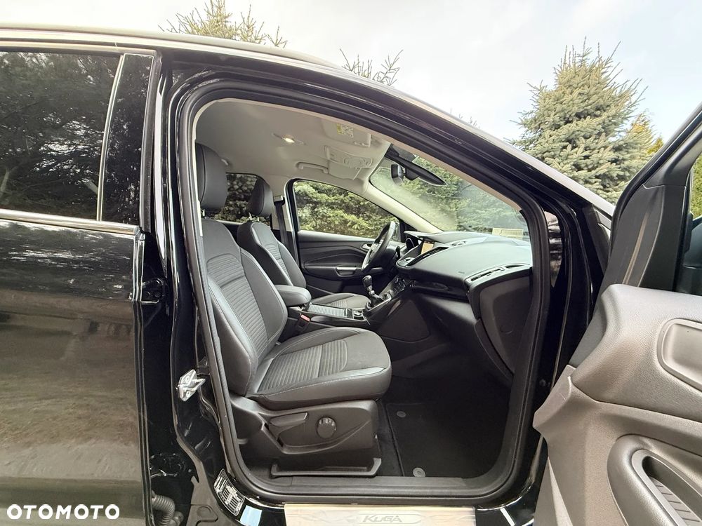 Ford Kuga 1.5 EcoBoost 2x4 Titanium - 27
