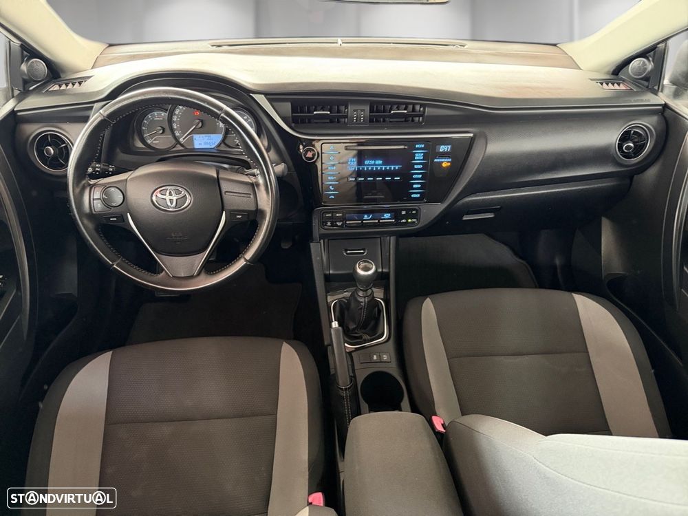 Toyota Auris 1.4 D-4D +AC - 9