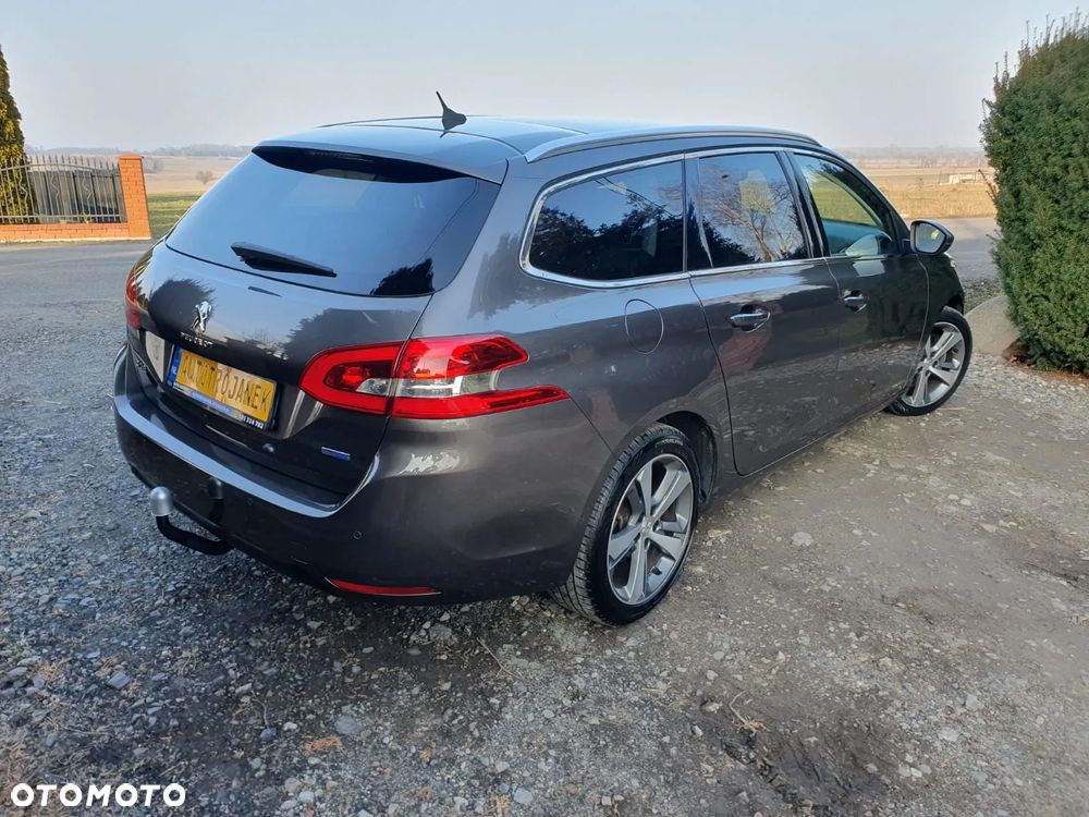 Peugeot 308 HDi FAP 150 Allure - 6